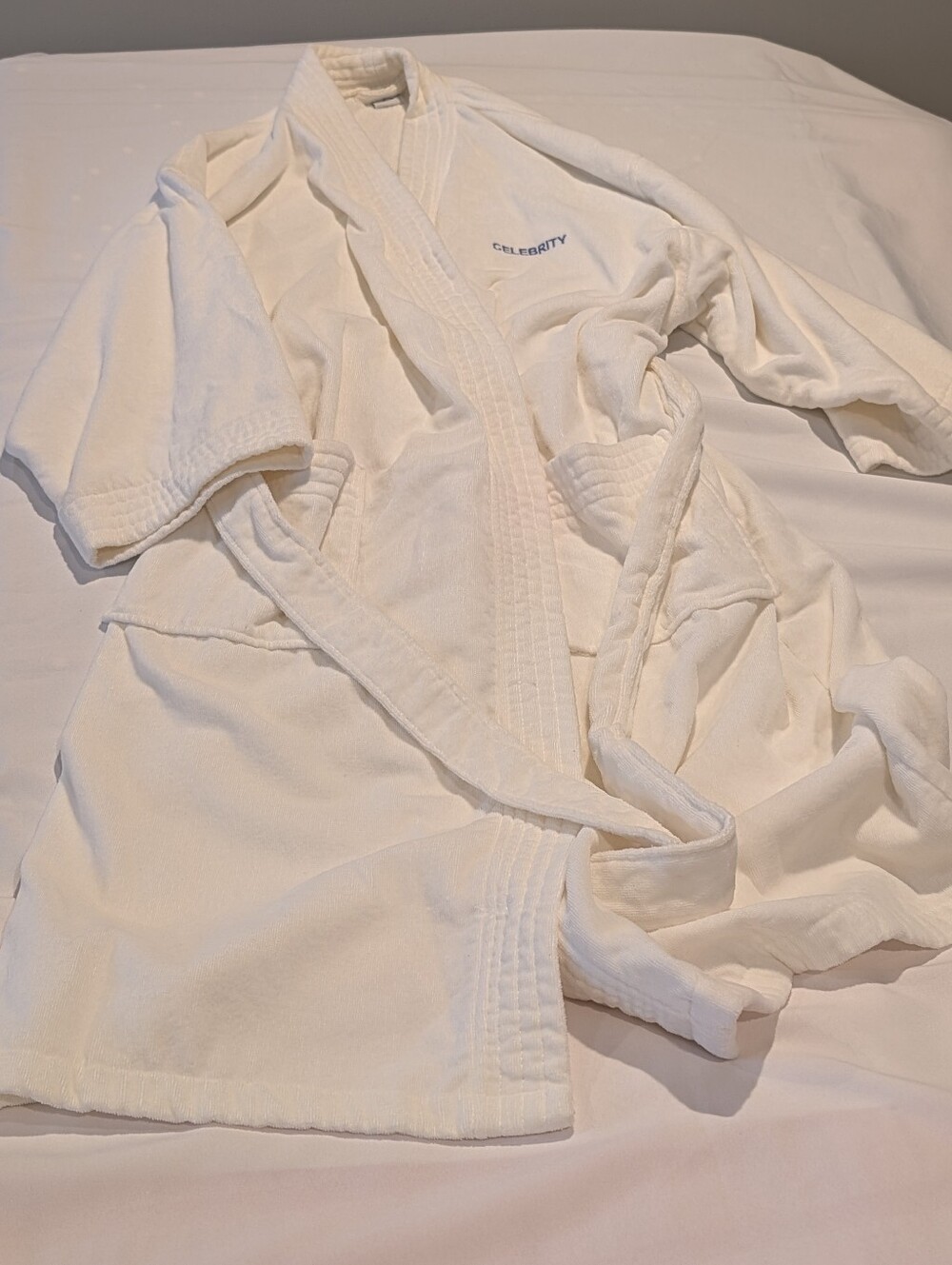 Celebrity Cruise White Cotton Spa Robe - Soft Wrap Bathrobe
